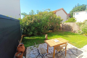 Refurbished apartment with terrace and garden